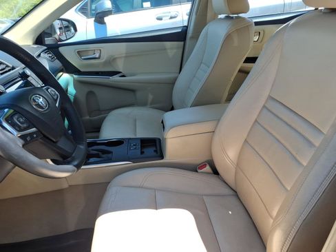 Used 2017 Toyota Camry XLE w/ Convenience Package FWD image 7
