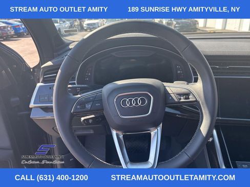 Used 2025 Audi Q7 3.0T Premium Plus AWD/4WD image 35