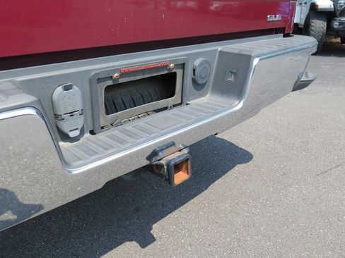 Used 2015 GMC Sierra 1500 SLE w/ SLE Value Package AWD/4WD image 9