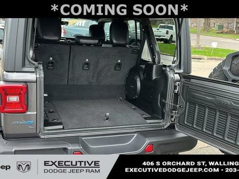 Used 2022 Jeep Wrangler Unlimited Rubicon 4xe AWD/4WD image 27
