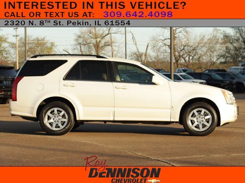 Used 2006 Cadillac SRX w/ Seating Package image 8