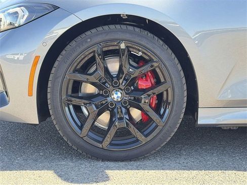 New 2026 BMW 330i Sedan w/ M Sport Package image 10