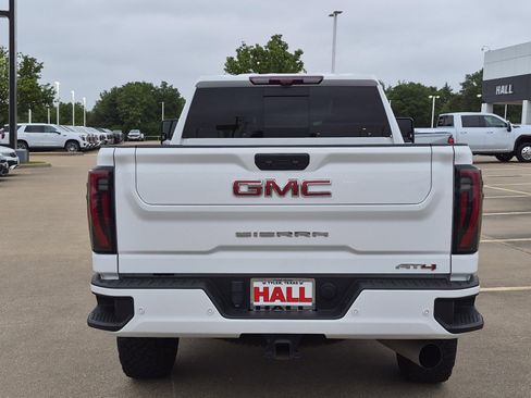Certified 2024 GMC Sierra 2500 AT4 w/ AT4 Premium Plus Package AWD/4WD image 6