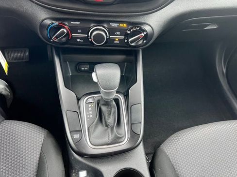 Used 2023 Kia Soul LX image 35