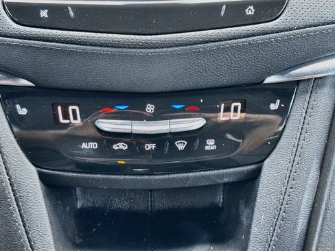 Used 2024 Cadillac XT5 Luxury FWD image 16