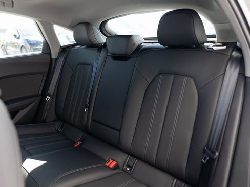 Used 2025 Audi A5 2.0T Premium Plus w/ Premium Plus image 8