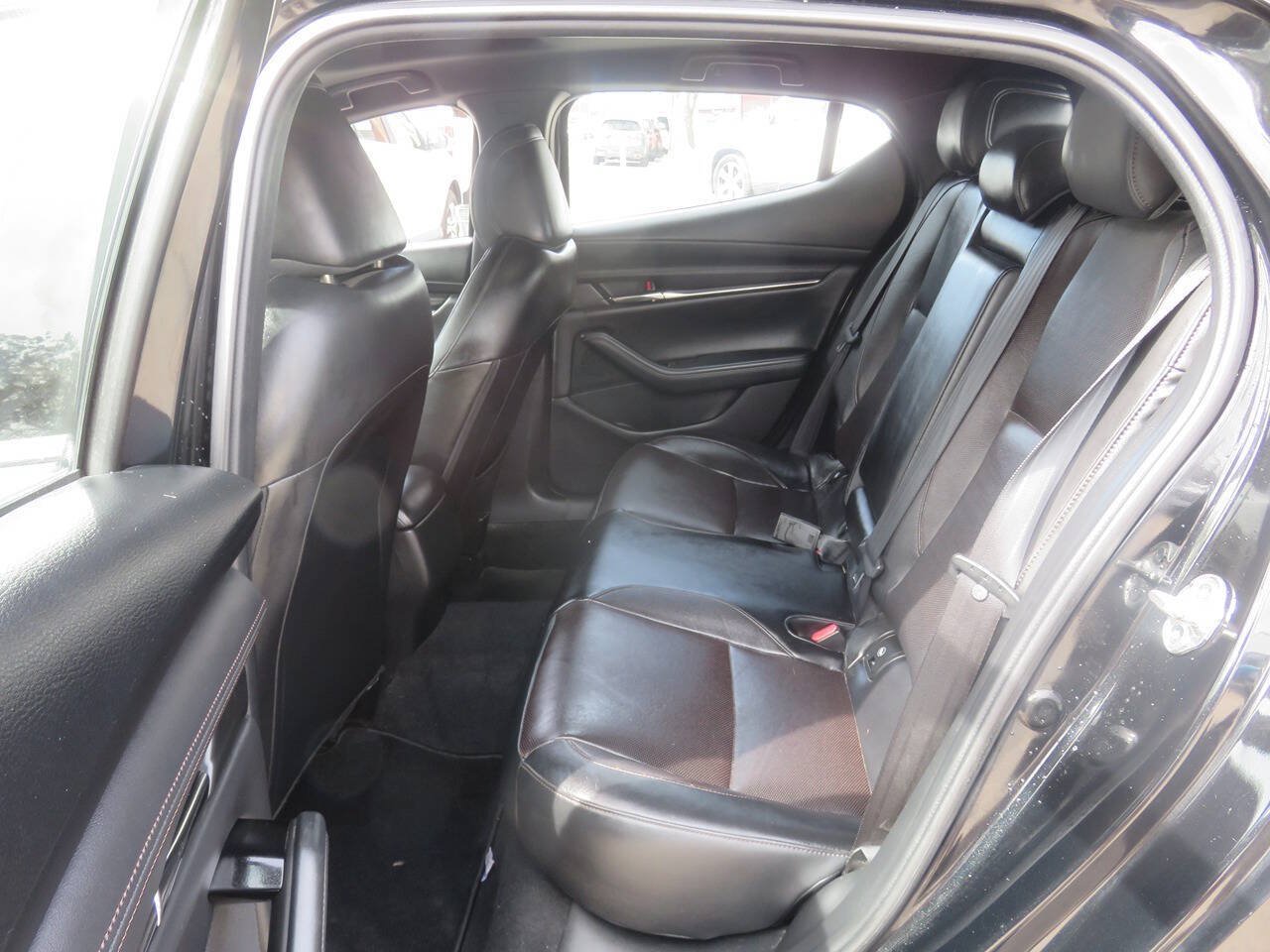 Used 2019 MAZDA MAZDA3 AWD Hatchback w/ Premium Pkg image 19