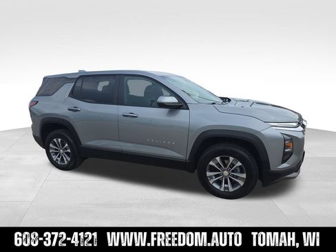 Used 2026 Chevrolet Equinox LT AWD/4WD image 10