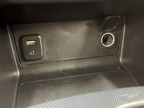 Used 2018 Chevrolet Colorado Z71 AWD/4WD image 30