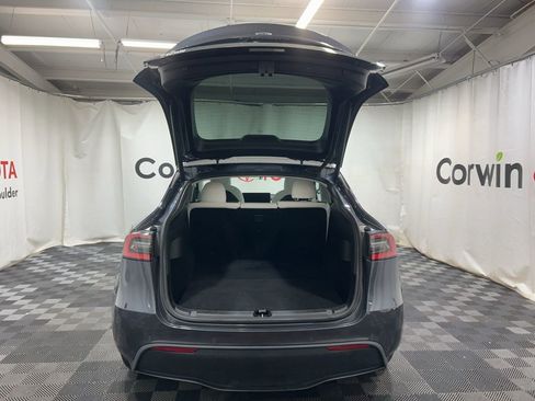 Used 2020 Tesla Model Y Long Range image 20