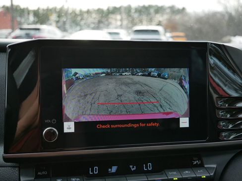 Used 2025 Toyota Camry LE FWD image 27