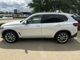 Used 2020 BMW X5 xDrive40i w/ Premium Package image 2