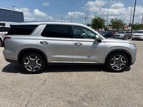 Used 2024 Hyundai Palisade Limited AWD/4WD image 6
