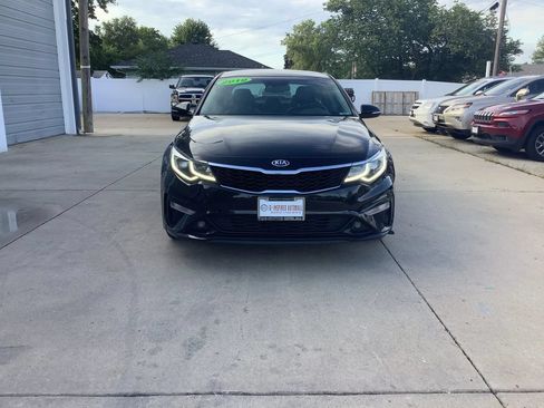 Used 2019 Kia Optima S FWD image 3
