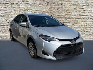 Used 2017 Toyota Corolla LE video 1