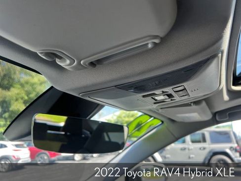 Used 2022 Toyota RAV4 XLE w/ Convenience Package AWD/4WD image 24