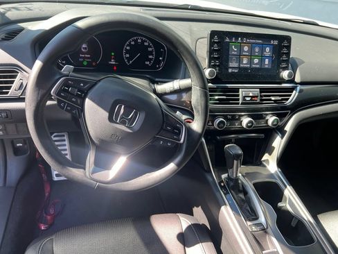 Used 2019 Honda Accord Sport image 4