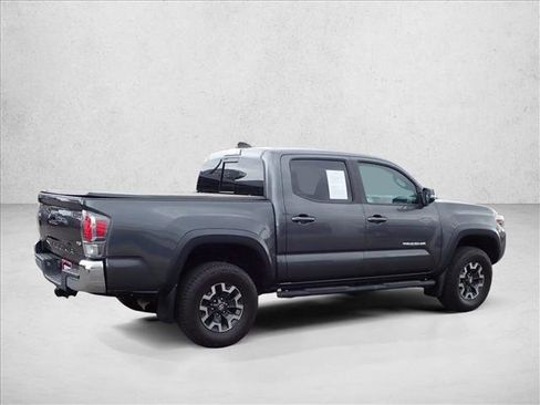 Used 2021 Toyota Tacoma TRD Off-Road image 4