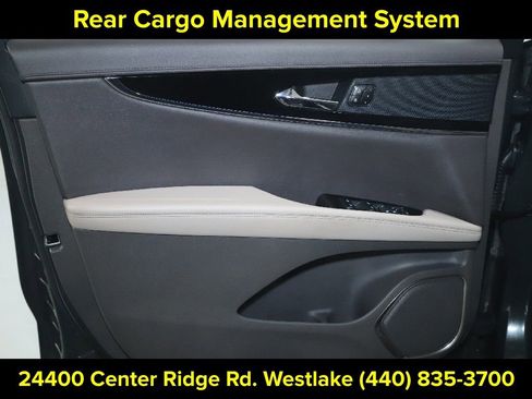 Used 2023 Lincoln Nautilus Reserve w/ Cargo Utility Package AWD/4WD image 16