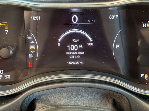 Used 2018 Jeep Grand Cherokee Laredo AWD/4WD image 21