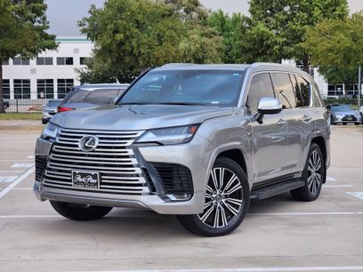 Used 2023 Lexus LX 600 4WD w/ Accessory Package (Z1)