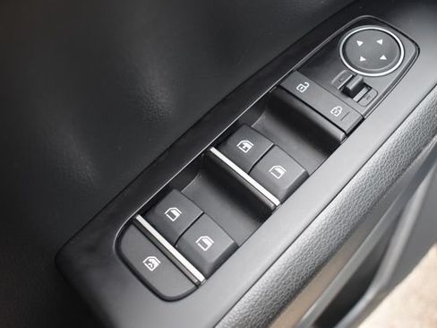 Used 2023 Kia Soul EX FWD image 19