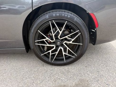 Used 2016 Dodge Charger R/T RWD image 29