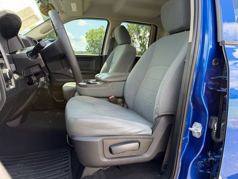 Used 2019 RAM 1500 Tradesman w/ Chrome Plus Package AWD/4WD image 15
