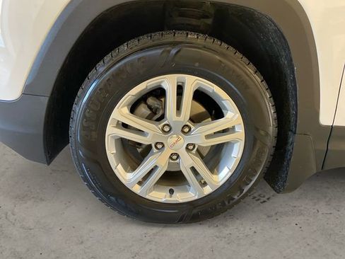 Used 2020 GMC Terrain SLE w/ Driver Convenience Package image 15