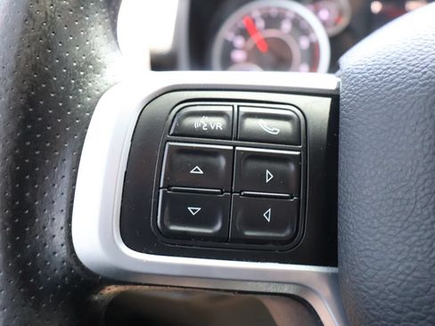 Used 2022 RAM 2500 Big Horn AWD/4WD image 15