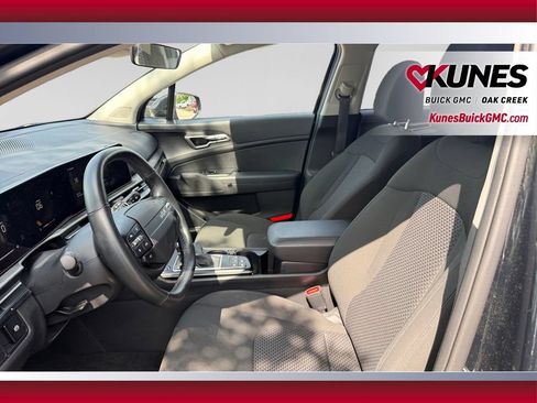 Used 2026 Kia Sportage LX FWD image 22