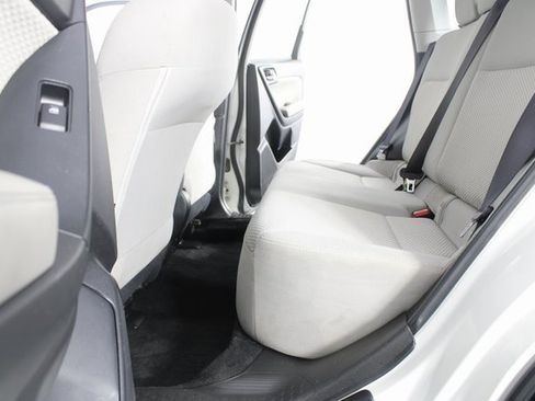 Used 2018 Subaru Forester 2.5i image 15