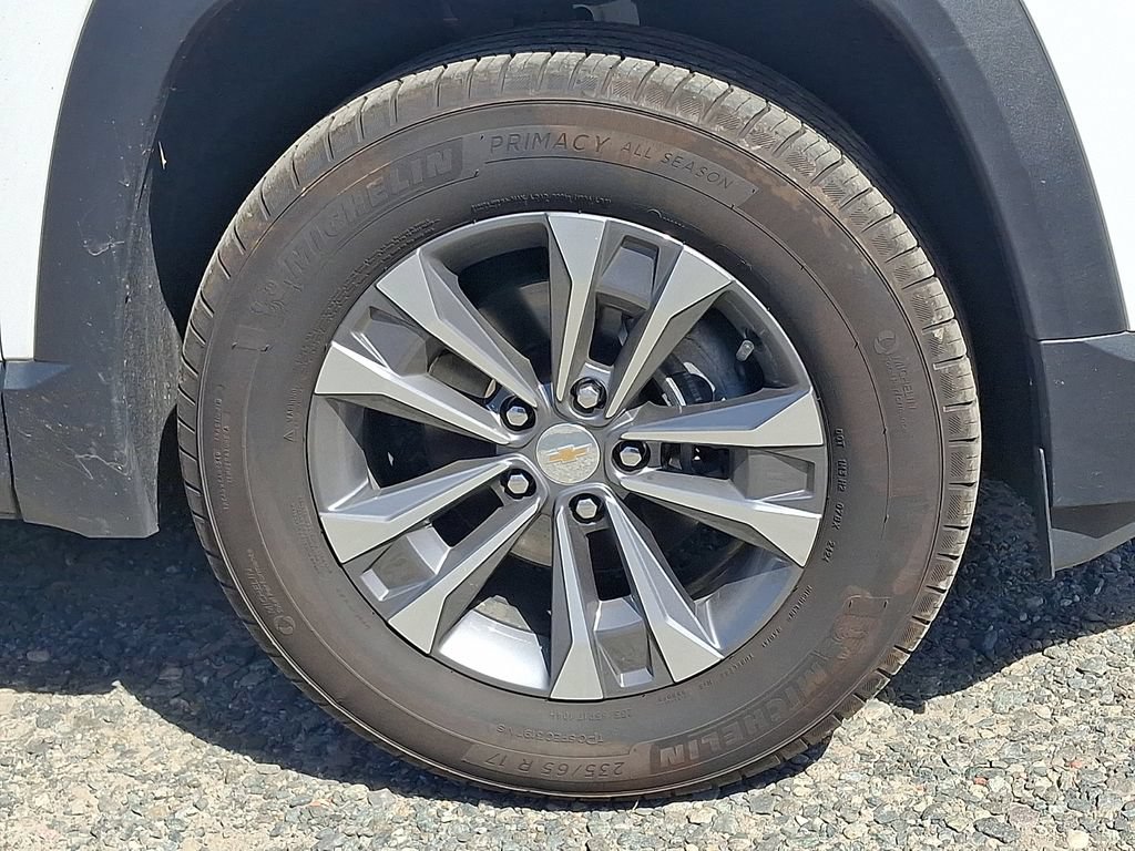 Certified 2025 Chevrolet Equinox LT w/ Safety and Technology Package AWD/4WD image 33