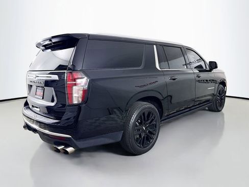 Used 2023 Chevrolet Suburban High Country w/ LPO, Illumination Package image 10