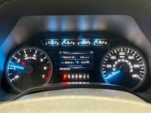 Used 2017 Ford F150 XLT w/ Equipment Group 301A Mid AWD/4WD image 9