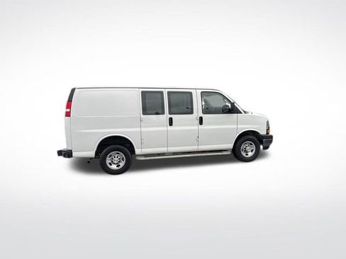 Used 2023 Chevrolet Express 2500 w/ Driver Convenience Package image 14