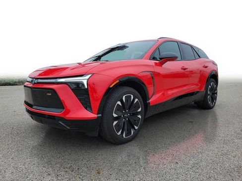 Used 2024 Chevrolet Blazer EV RS AWD/4WD image 2