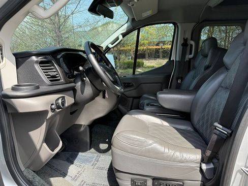 Used 2020 Ford Transit 150 Low Roof AWD image 9