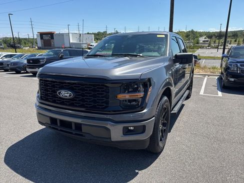 Used 2025 Ford F150 STX w/ STX Black Appearance Package RWD image 5