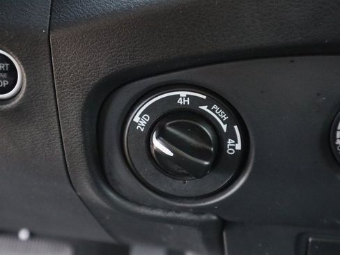 Used 2023 Nissan Frontier S w/ Technology Package image 32