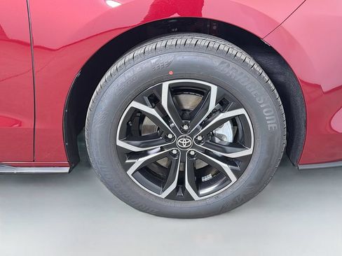 New 2026 Toyota Sienna Platinum AWD/4WD image 28