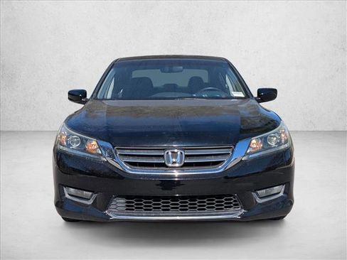 Used 2014 Honda Accord Sport image 2