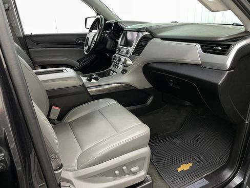 Used 2015 Chevrolet Tahoe LT w/ Luxury Package AWD/4WD image 44
