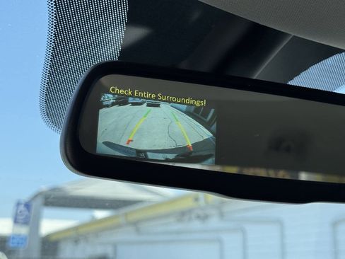 Used 2018 RAM 1500 Express RWD image 21