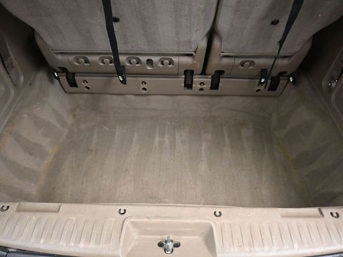 Used 2014 Chrysler Town & Country Touring image 51