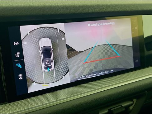 New 2026 Porsche Cayenne Coupe image 17