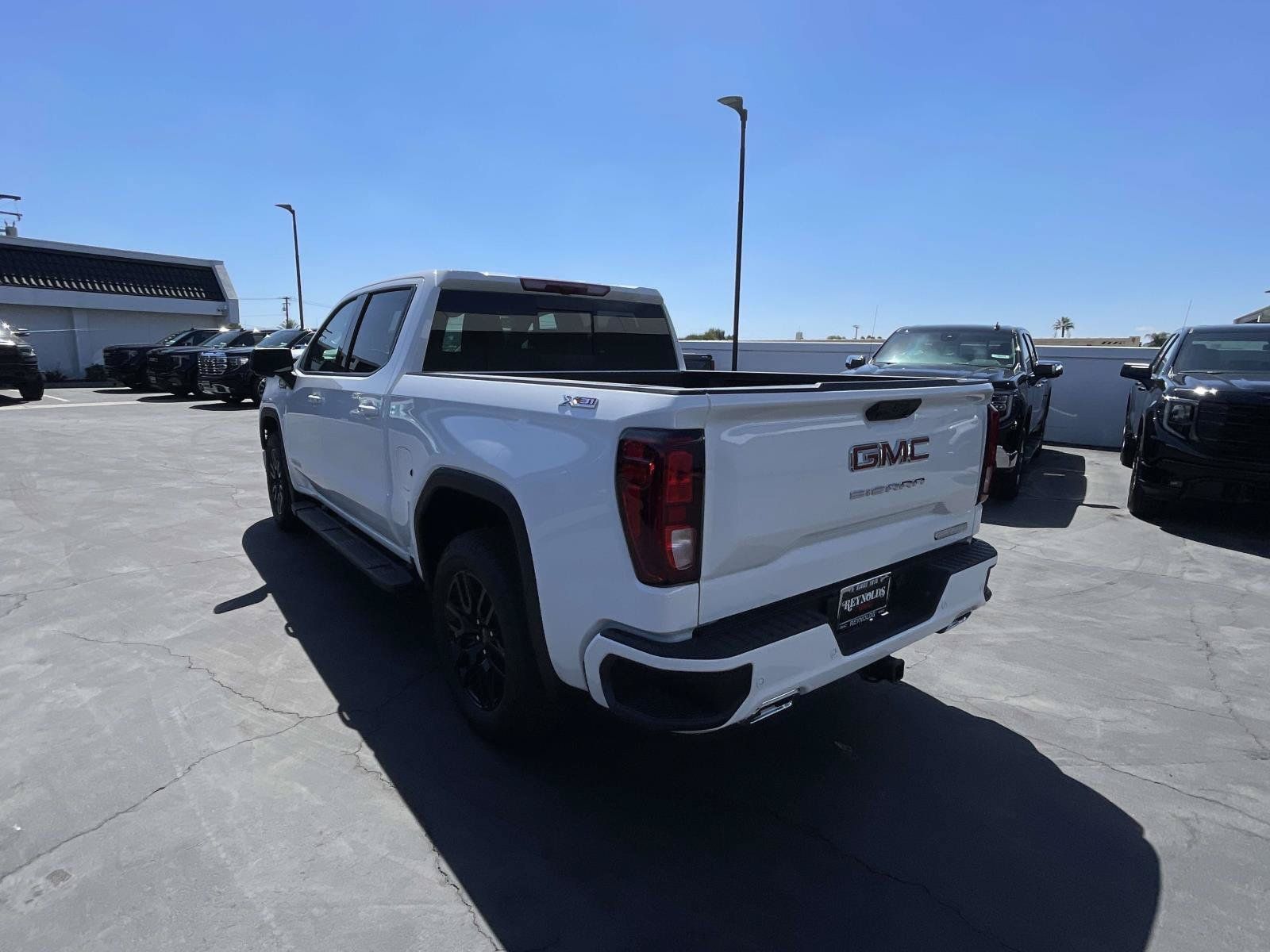 New 2026 GMC Sierra 1500 Elevation w/ Elevation Premium Package AWD/4WD image 7