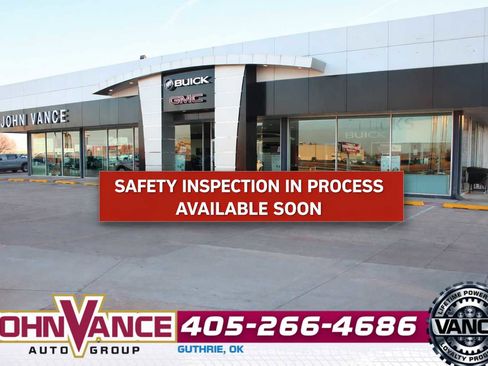 Used 2024 Chevrolet Malibu LT image 2