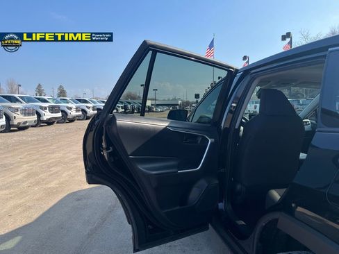 Used 2024 Toyota RAV4 LE image 28