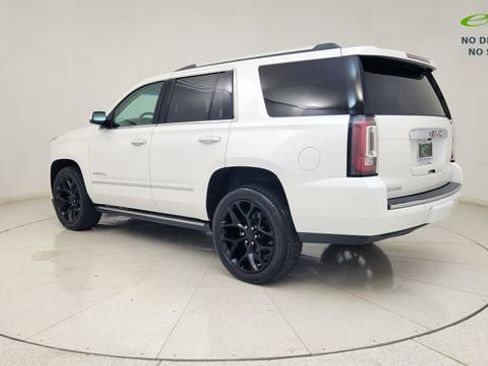 Used 2019 GMC Yukon Denali w/ Denali Ultimate Package AWD/4WD image 16